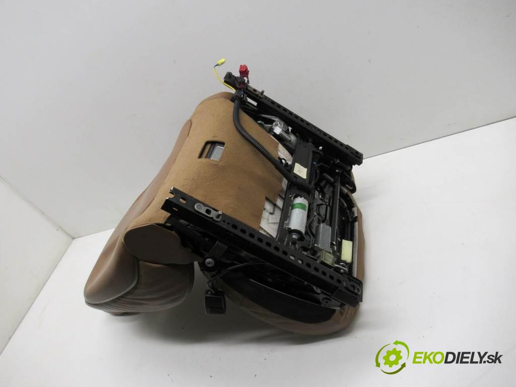 Audi A6 C6    QUATTRO KOMBI 5D 3.0TDI 233KM 04-08  Sedadlá, sedačky Sedadlo bočné interiér -