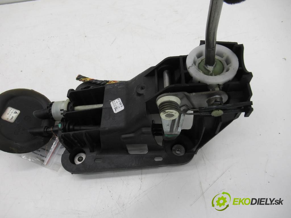 Peugeot 207  2010 66 kW LIFT KOMBI 5D 1.6HDI 90KM 06-12 1600 Kulisa - - 9689044780 (Rýchlostné páky / kulisy)