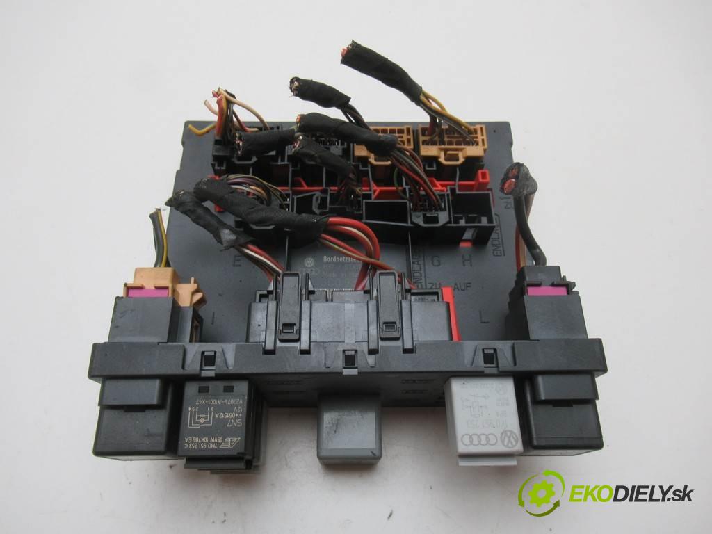 Volkswagen Passat B6    KOMBI 5D 2.0TDI 140KM 05-10  Modul BORDNETZ 3C0937049J (Ostatné)