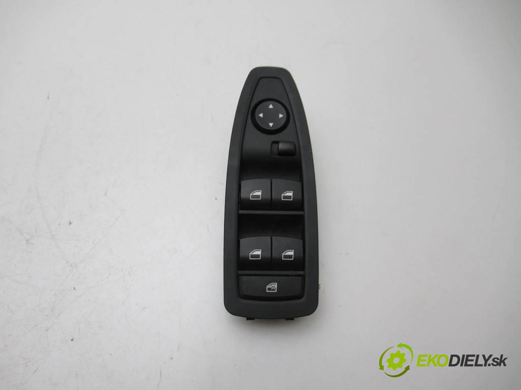 BMW 3 F30  2015 135 kW SEDAN 4D 2.0D 184KM 11-19 2000 Prepínač okien 9208109 (Prepínače, spínače, tlačidlá a ovládače kúrenia)