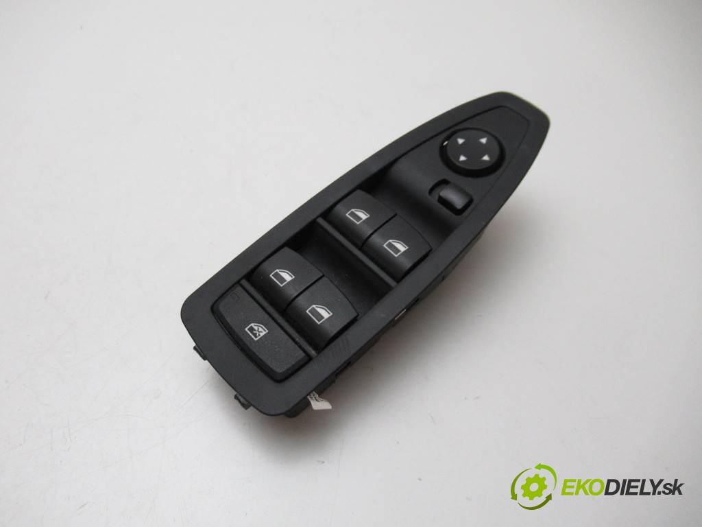 BMW 3 F30  2015 135 kW SEDAN 4D 2.0D 184KM 11-19 2000 Prepínač okien 9208109 (Prepínače, spínače, tlačidlá a ovládače kúrenia)