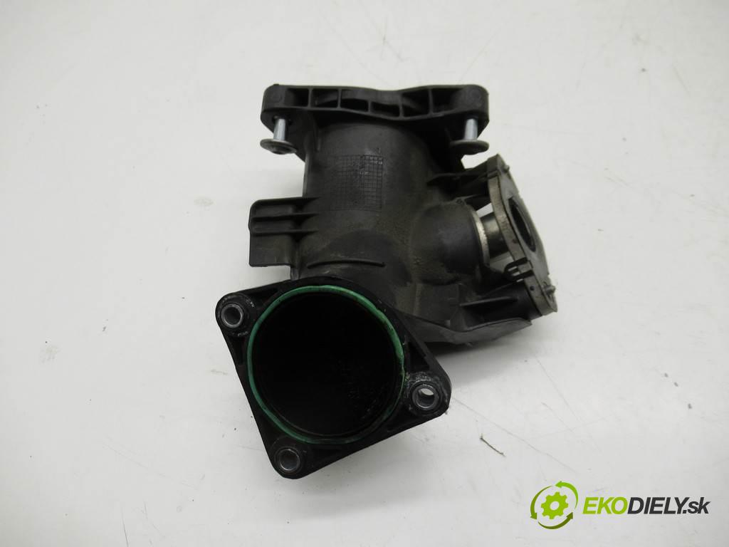 BMW 3 F30    SEDAN 4D 2.0D 184KM 11-19  Rúra hadica Rúrka vzduchu 7810765 7807991 (Hadice chladenia vzduchu)