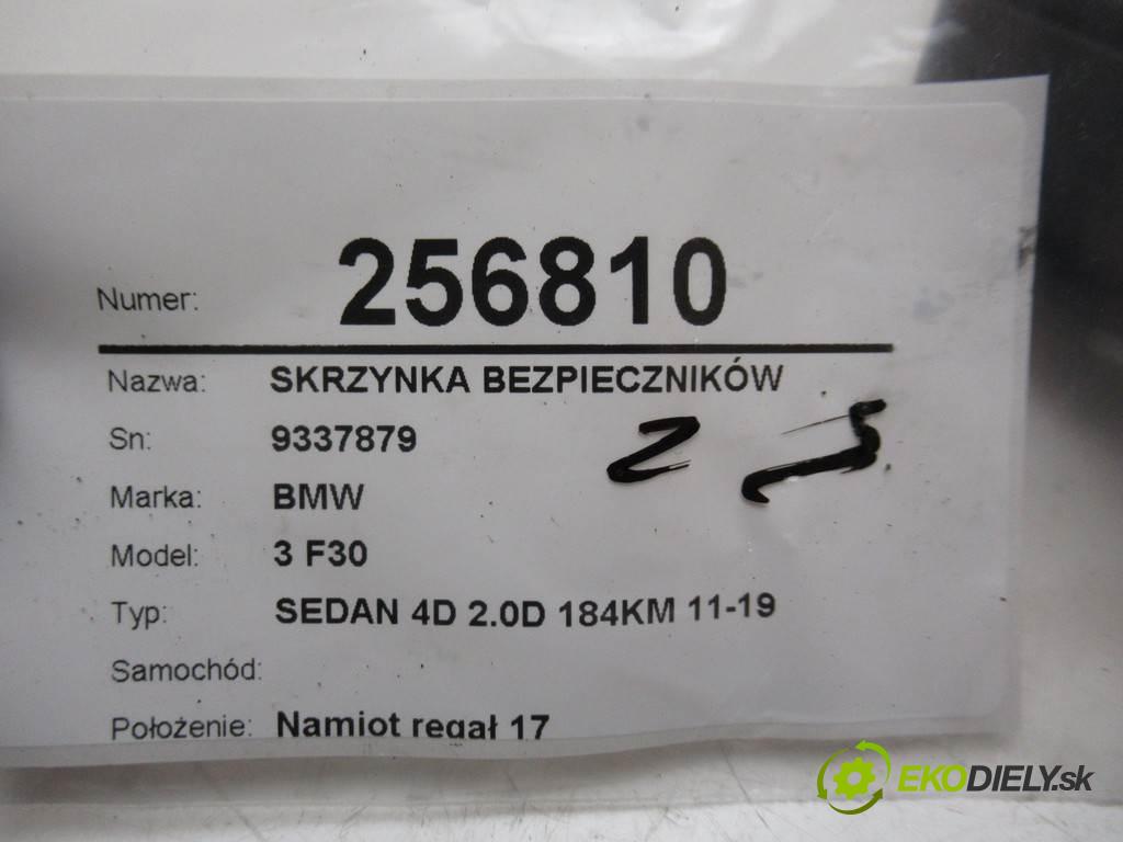 BMW 3 F30    SEDAN 4D 2.0D 184KM 11-19  skříňka poistková 9337879 (Pojistkové skříňky)