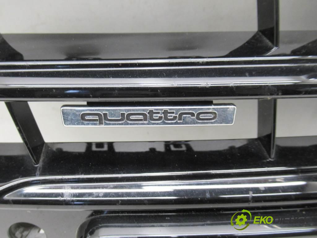 Audi A5 8T LIFT  2015 165 kW SEDAN 4D 2.0TFSI 224KM 11-16 2000 mřížka maska 8T0853651G (Mřížky (masky) chladičů)