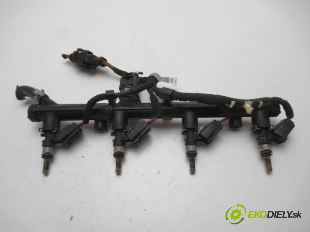 Audi A5 8T LIFT  2015 165 kW SEDAN 4D 2.0TFSI 224KM 11-16 2000 Lišta vstrekovacia Vstrekovacie ventily 06L971627A (Vstrekovacie lišty)