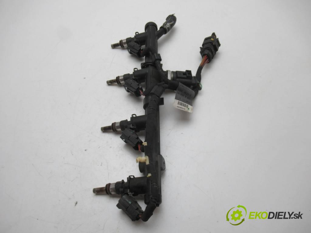 Audi A5 8T LIFT  2015 165 kW SEDAN 4D 2.0TFSI 224KM 11-16 2000 Lišta vstrekovacia Vstrekovacie ventily 06L971627A (Vstrekovacie lišty)