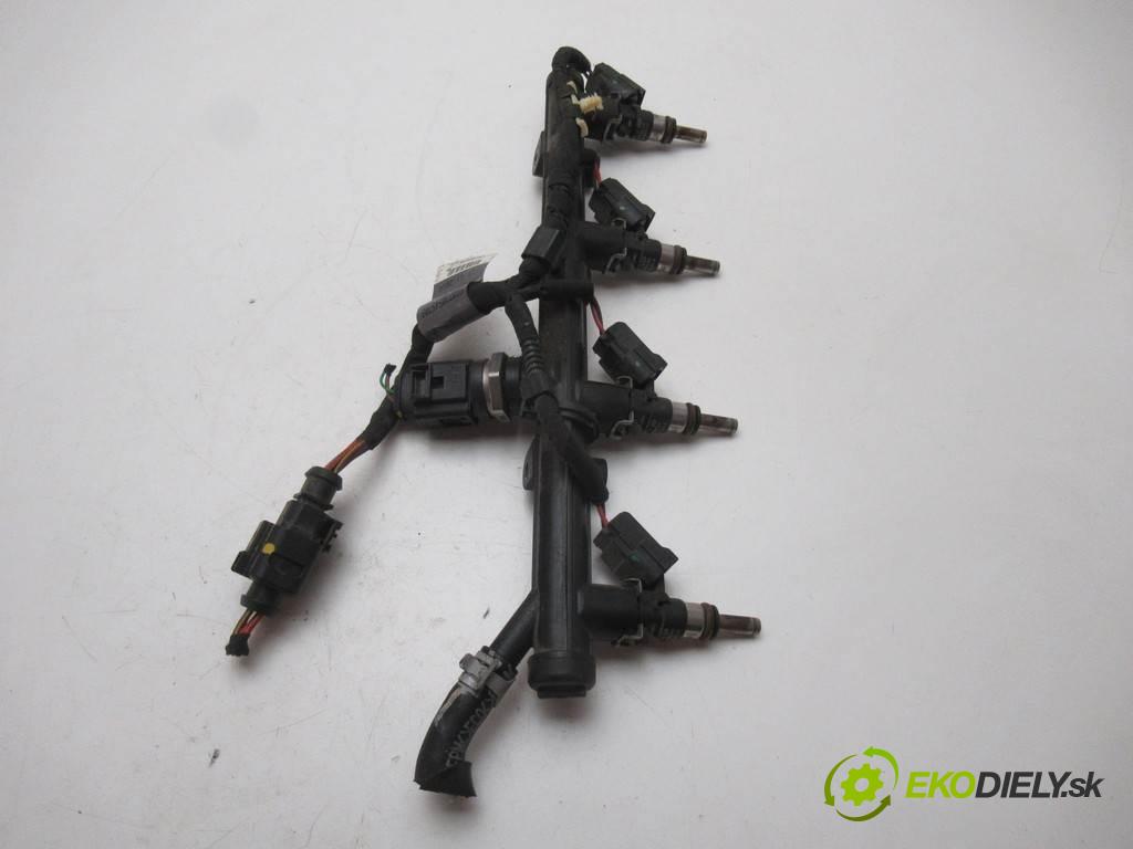 Audi A5 8T LIFT  2015 165 kW SEDAN 4D 2.0TFSI 224KM 11-16 2000 Lišta vstrekovacia Vstrekovacie ventily 06L971627A (Vstrekovacie lišty)
