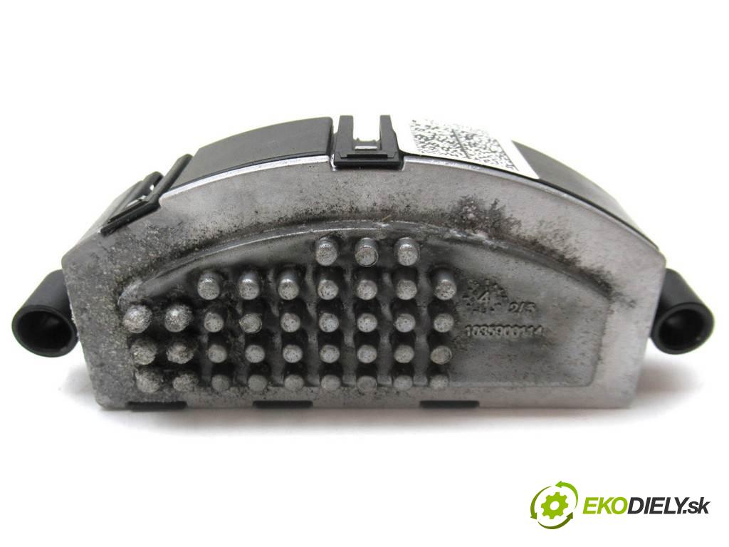 Audi A5 8T LIFT  2015 165 kW SEDAN 4D 2.0TFSI 224KM 11-16 2000 Odpor, rezistor kúrenia vzduchu 8T0820521F (Odpory (rezistory) kúrenia)