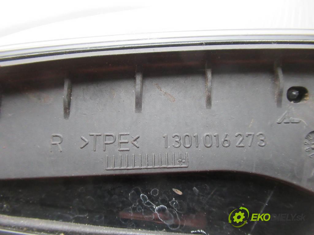 Audi A5 8T LIFT  2015 165 kW SEDAN 4D 2.0TFSI 224KM 11-16 2000 Svetlomet pravy 8T0941006C (Pravé)