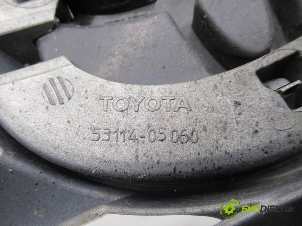 Toyota Avensis II T25  2004  SEDAN 4D 2.0D-4D 116KM 03-09 2000 Mriežka maska 53114-05060 (Mriežky, masky)
