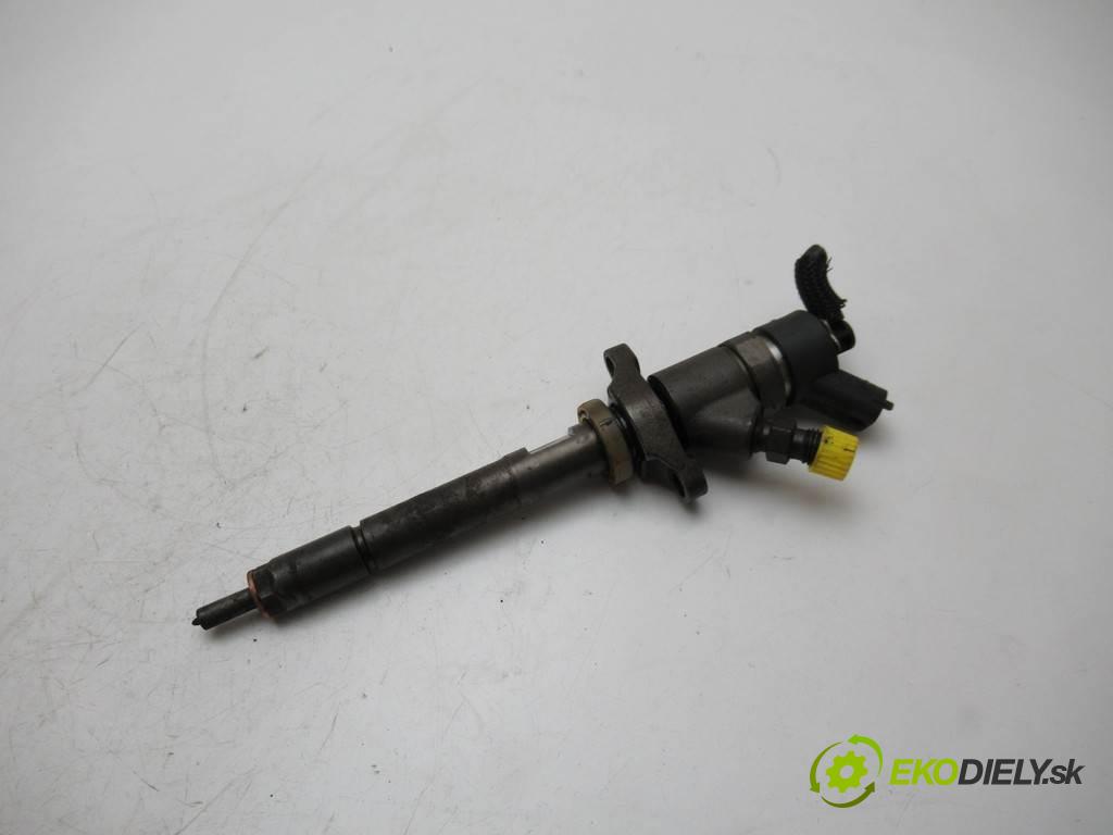 Mazda 3    1.6TDCI  vstrekovač 0445110188
