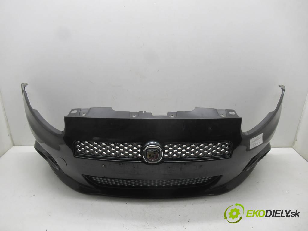 Fiat Grande Punto  2007 70 kW HATCHBACK 3D 1.4B 95KM 05-12 1400 Nárazník predný Mriežka ABARTH