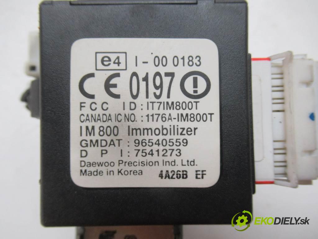 Chevrolet Aveo  2004 53 kW T200 HATCHBACK 5D 1.2B 72KM 02-11 1100 spinačka 96540559 (Spínacie skrinky a kľúče)