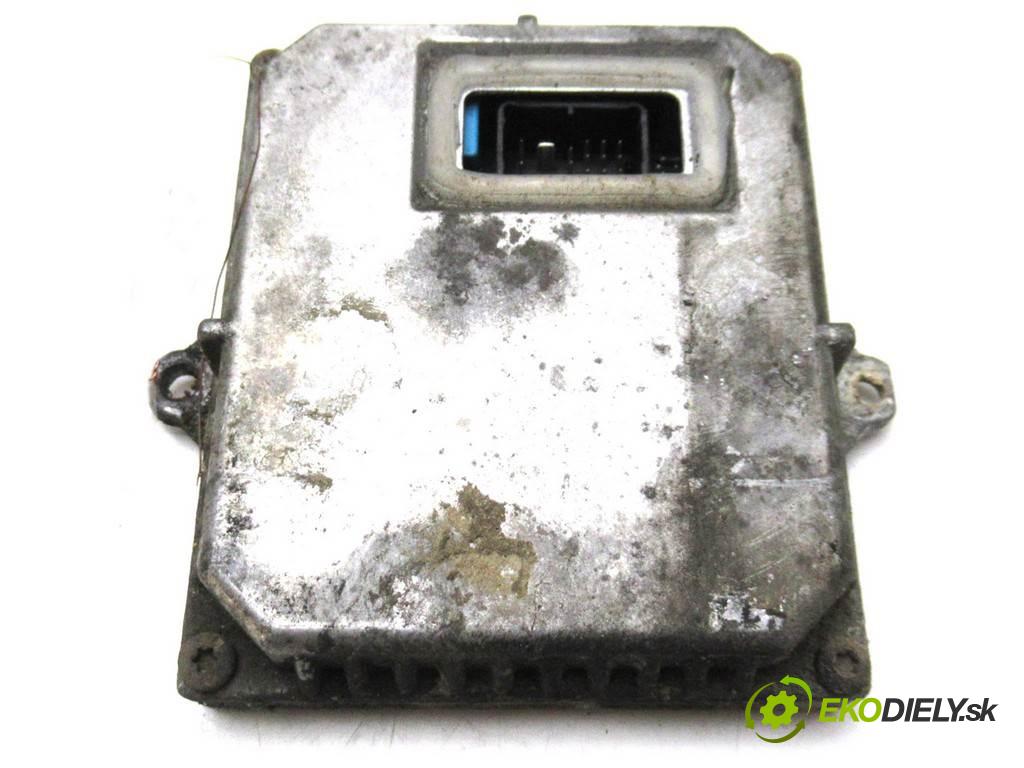 Mazda 6    KOMBI 5D 2.0D 121KM 02-07  Menič XENON 1307329086 (Riadiace jednotky xenónu)