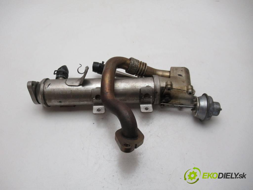 Audi A4 B8    SEDAN 4D 2.0TDI 143KM 08-15  Chladič EGR 03L131512AB (EGR ventily)