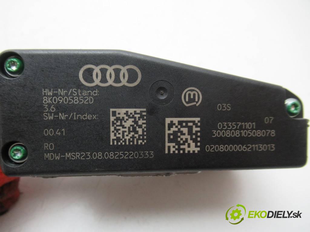 Audi A4 B8    SEDAN 4D 2.0TDI 143KM 08-15  blokáda volantu 8K0905852D (Ostatné)