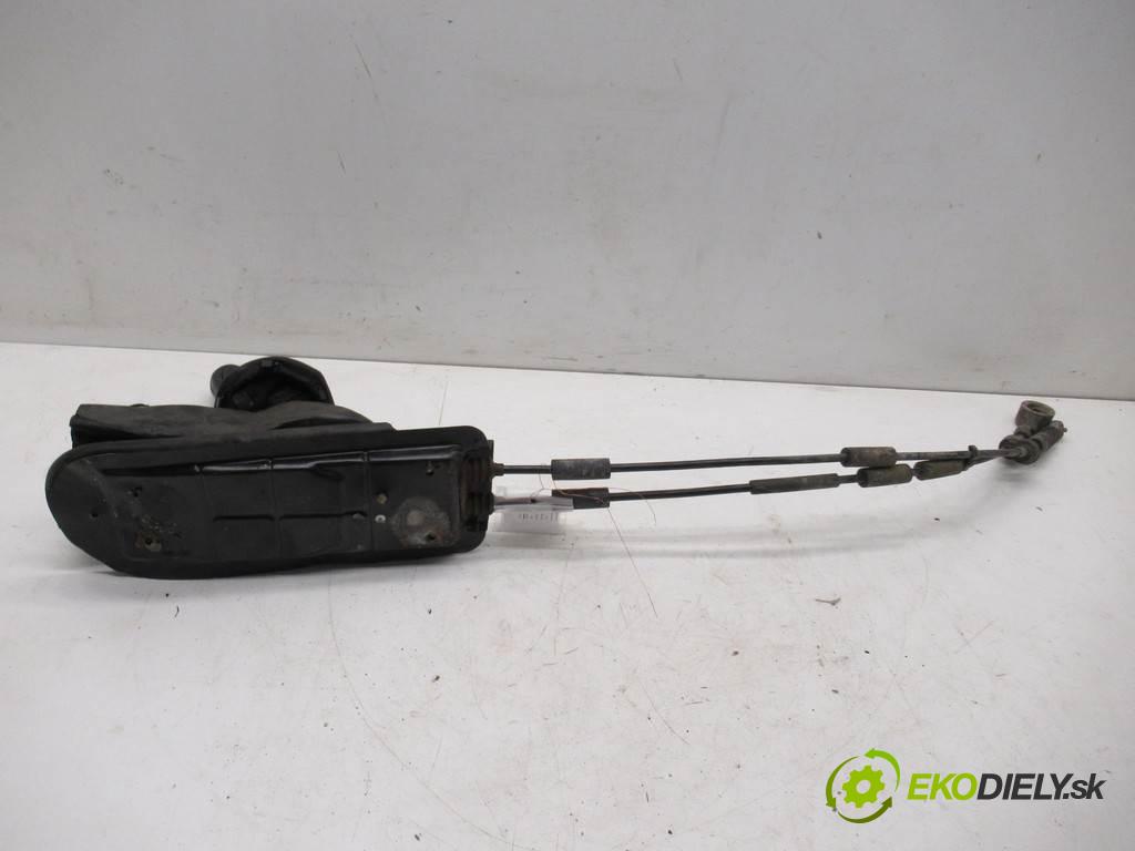 Alfa Romeo 147  2001 88 kW HATCHBACK 3D 1.6B 120KM 00-10 1600 Kulisa - - 7353088510 (Rýchlostné páky / kulisy)