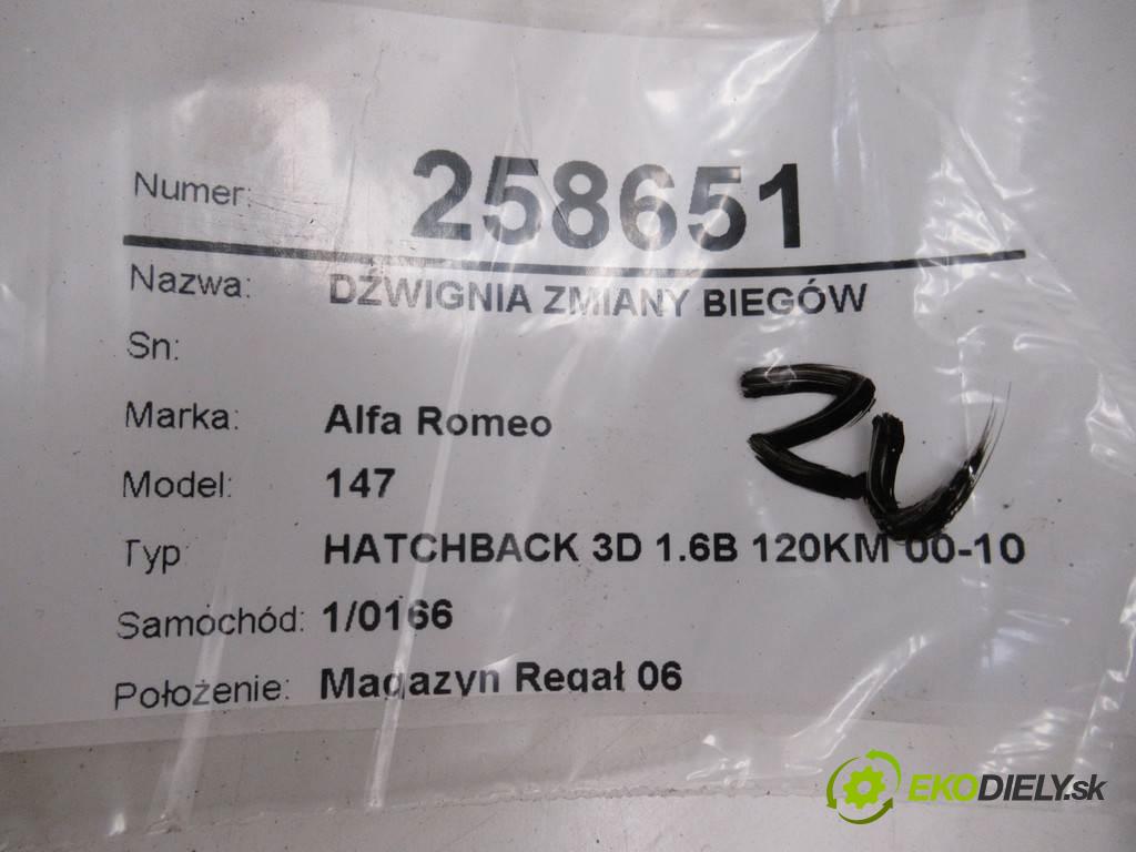 Alfa Romeo 147  2001 88 kW HATCHBACK 3D 1.6B 120KM 00-10 1600 Kulisa - - 7353088510 (Rýchlostné páky / kulisy)