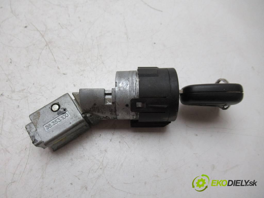 Peugeot 307 SW  2003 79 kW KOMBI 5D 2.0HDI 107KM 01-05 2000 spínačka 9648445180 (Spínací skříňky a klíče)
