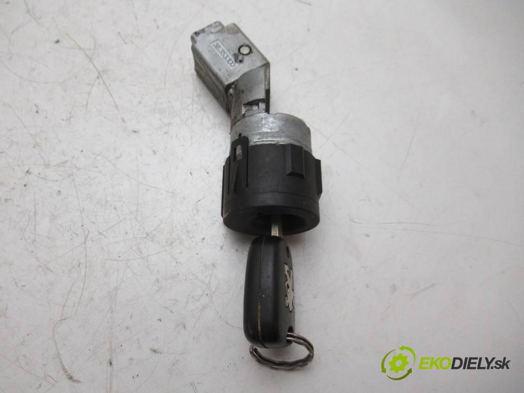 Peugeot 307 SW  2003 79 kW KOMBI 5D 2.0HDI 107KM 01-05 2000 spínačka 9648445180 (Spínací skříňky a klíče)