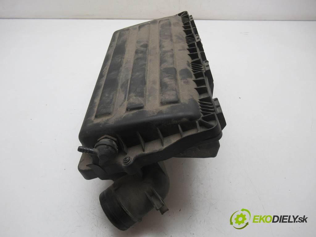 Skoda Fabia II  2008 63 kW HATCHBACK 5D 1.4B 86KM 07-14 1400 obal filtra vzduchu 036129611CD (Kryty filtrů)