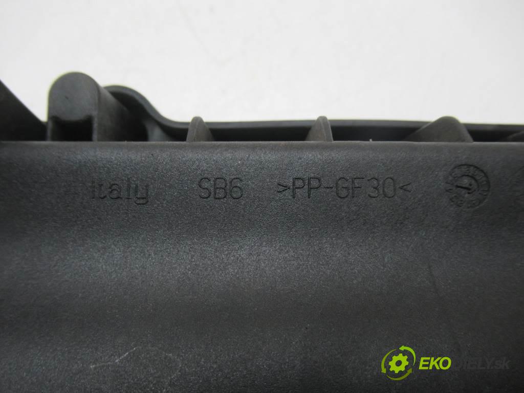 Skoda Fabia II  2008 63 kW HATCHBACK 5D 1.4B 86KM 07-14 1400 obal filtra vzduchu 036129611CD (Kryty filtrů)