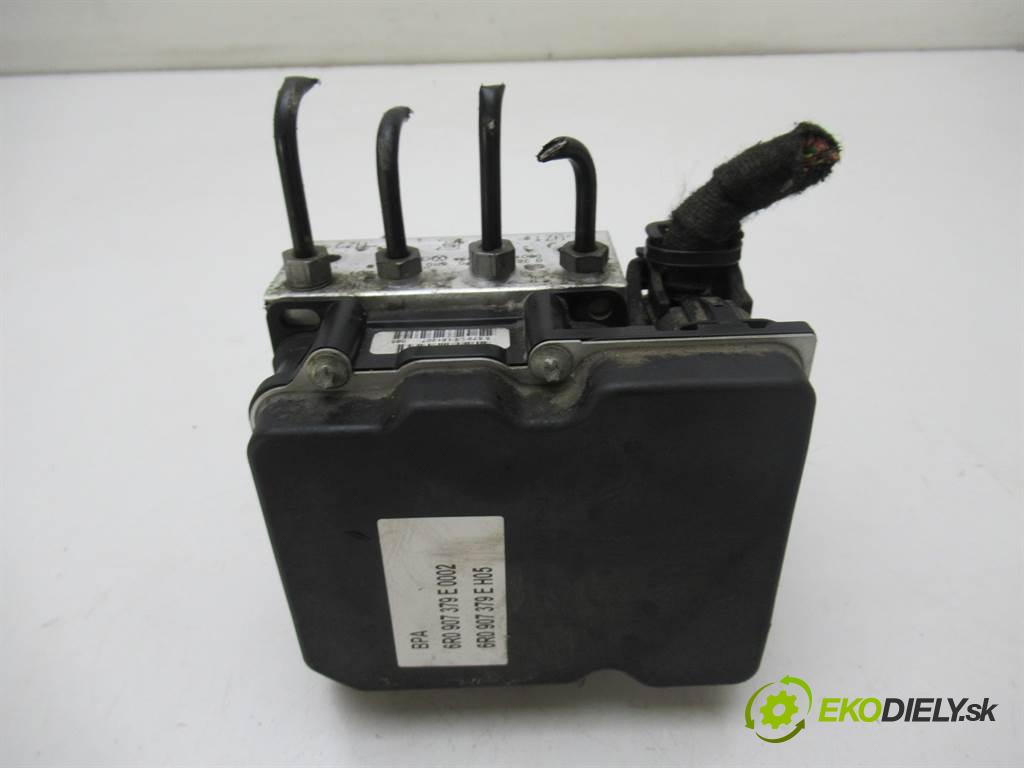 Skoda Fabia II  2008 63 kW HATCHBACK 5D 1.4B 86KM 07-14 1400 Pumpa ABS 6R0907379E 6R0614517B (Pumpy ABS)