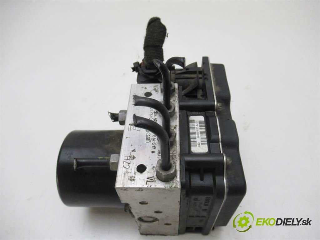 Skoda Fabia II  2008 63 kW HATCHBACK 5D 1.4B 86KM 07-14 1400 Pumpa ABS 6R0907379E 6R0614517B (Pumpy ABS)