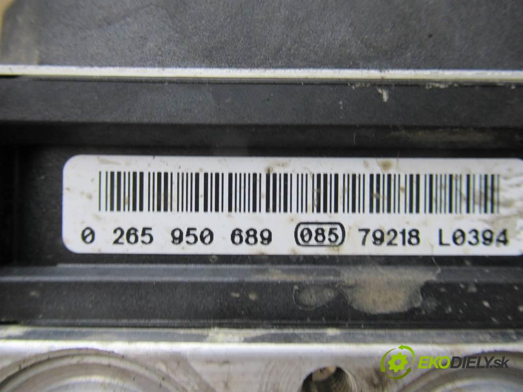 Skoda Fabia II  2008 63 kW HATCHBACK 5D 1.4B 86KM 07-14 1400 Pumpa ABS 6R0907379E 6R0614517B (Pumpy ABS)
