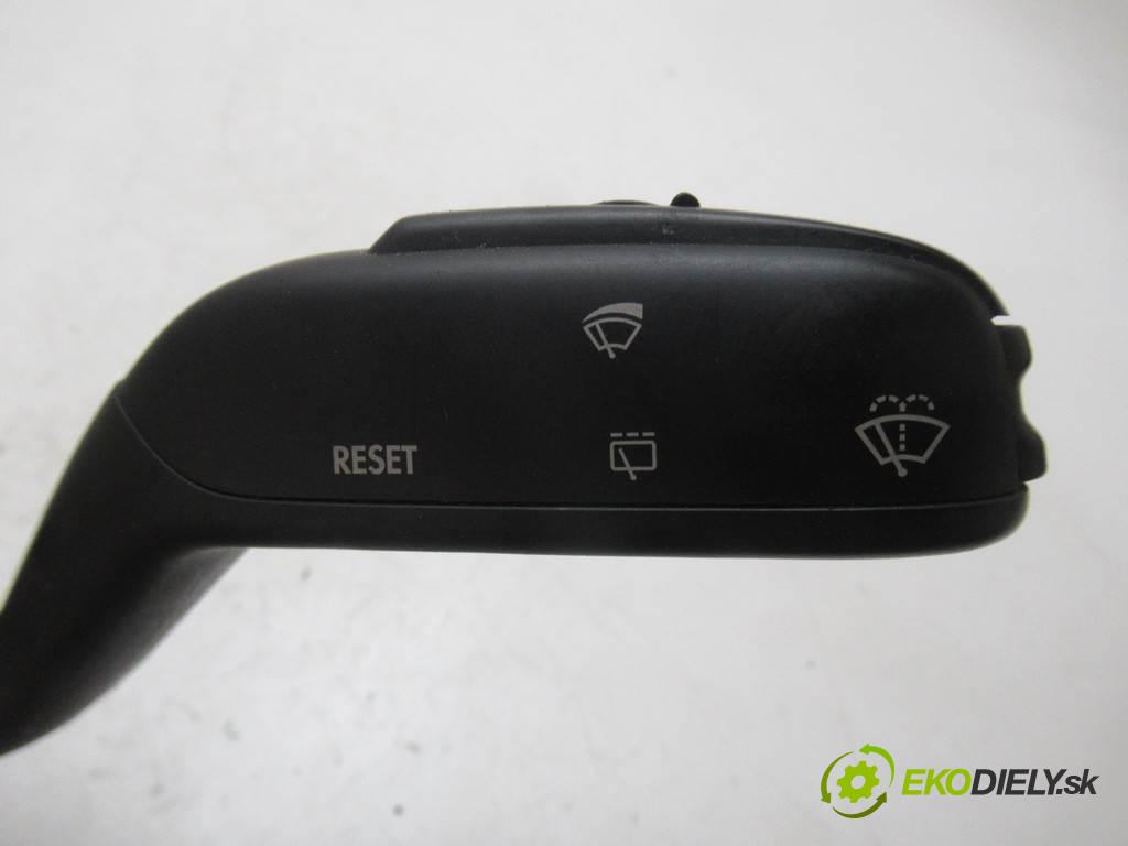 Skoda Fabia II  2008 63 kW HATCHBACK 5D 1.4B 86KM 07-14 1400 Prepínač kombinovaný 7H0953503CJ (Prepínače, spínače, tlačidlá a ovládače kúrenia)