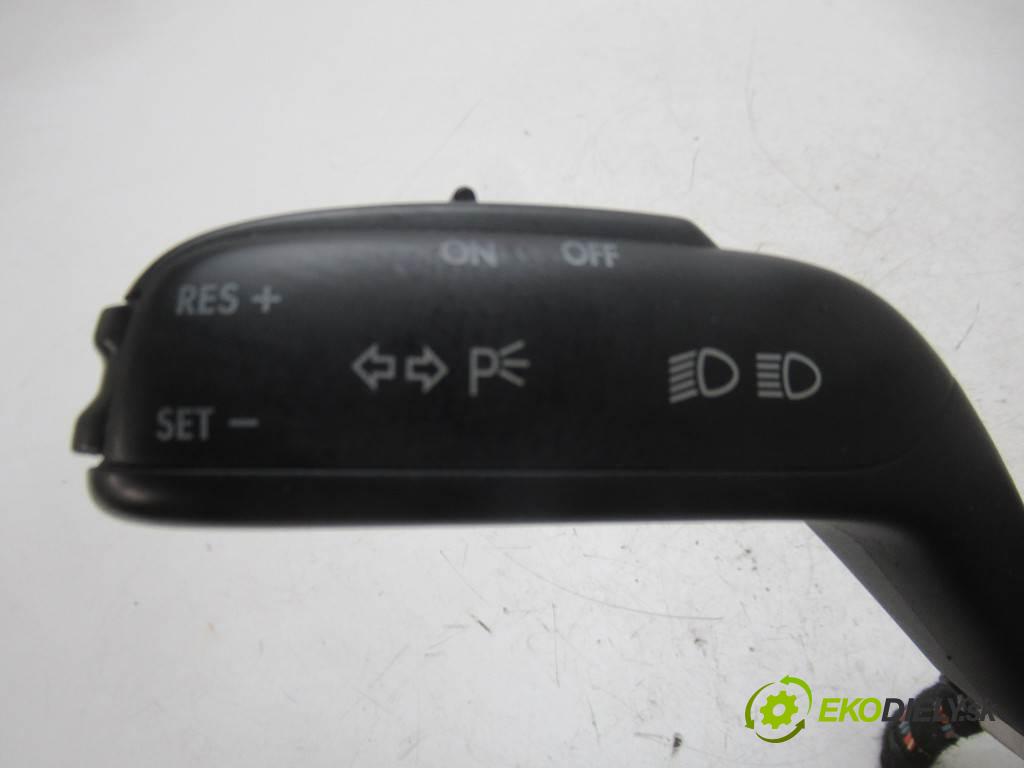 Skoda Fabia II  2008 63 kW HATCHBACK 5D 1.4B 86KM 07-14 1400 Prepínač kombinovaný 7H0953503CJ (Prepínače, spínače, tlačidlá a ovládače kúrenia)