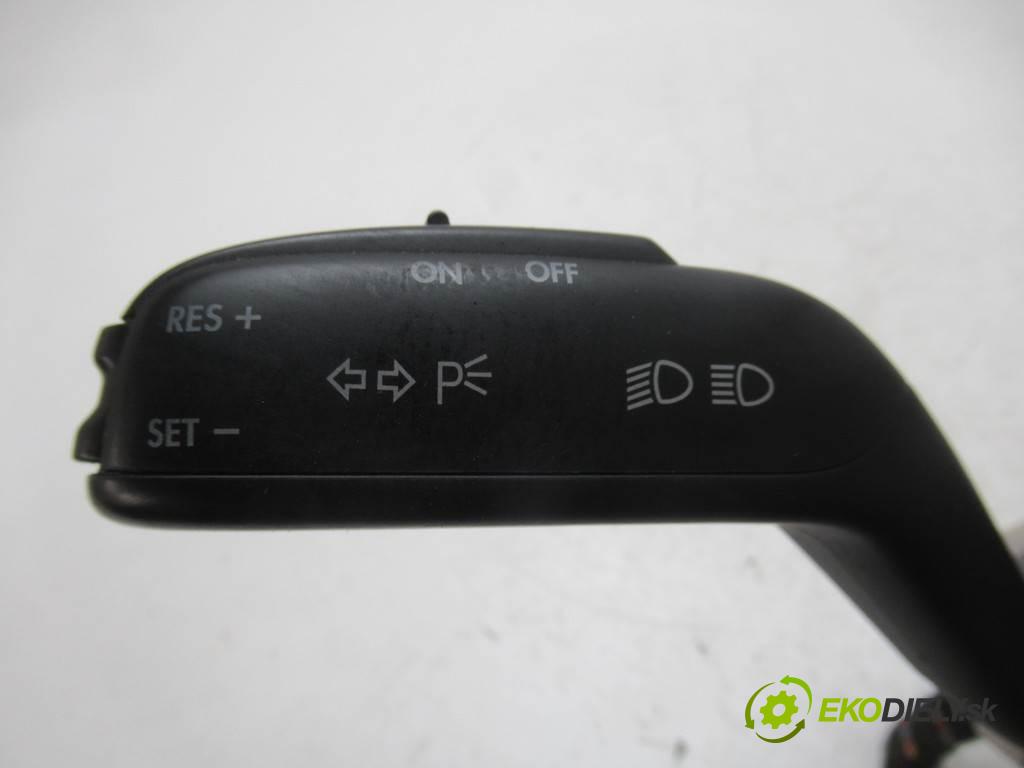 Skoda Fabia II  2008 63 kW HATCHBACK 5D 1.4B 86KM 07-14 1400 Prepínač kombinovaný 7H0953503CJ (Prepínače, spínače, tlačidlá a ovládače kúrenia)