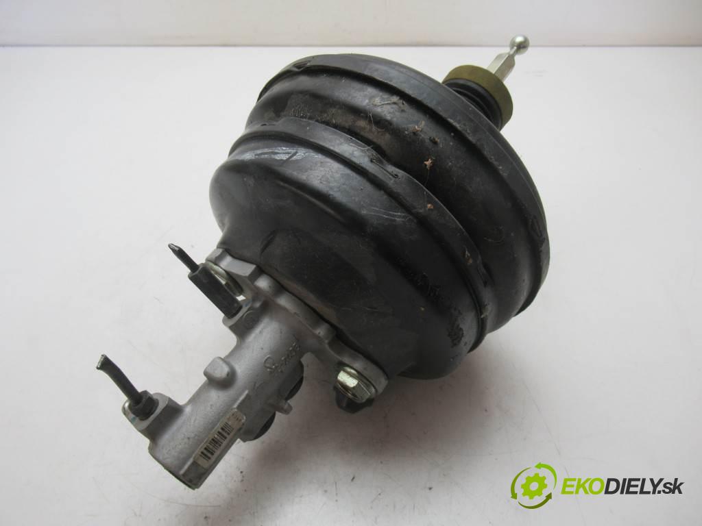Volkswagen Passat B5 FL  2001 96 kW KOMBI 5D 1.9TDI 130KM 00-05 1900 posilovač pumpa brzdová 4B3612105A (Posilovače brzd)