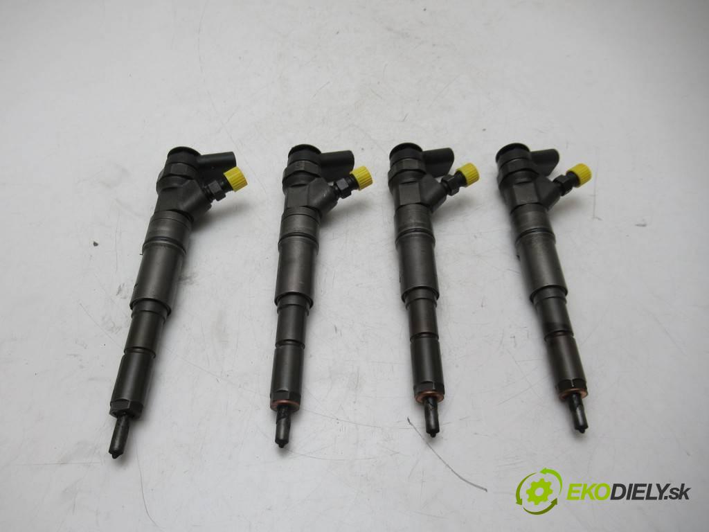 BMW 3 E46 LIFT  2003 110 kW KOMBI 5D 2.0D 150KM 01-07 2000 Vstrekovacie ventily 7788609 (Vstrekovacie ventily)