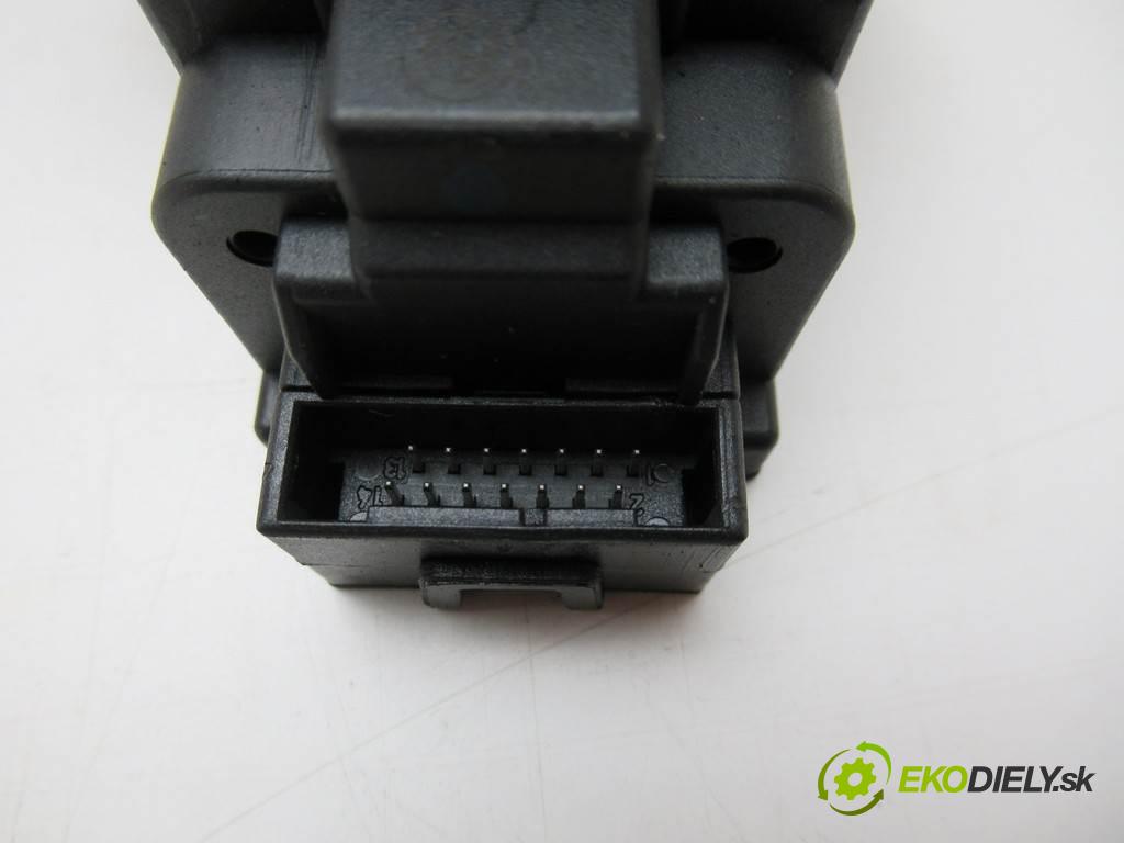 BMW 1 E87  2008 90 kW LIFT HATCHBACK 3D 1.6B 121KM 04-11 1600 spínačka 6954717 (Spínací skříňky a klíče)