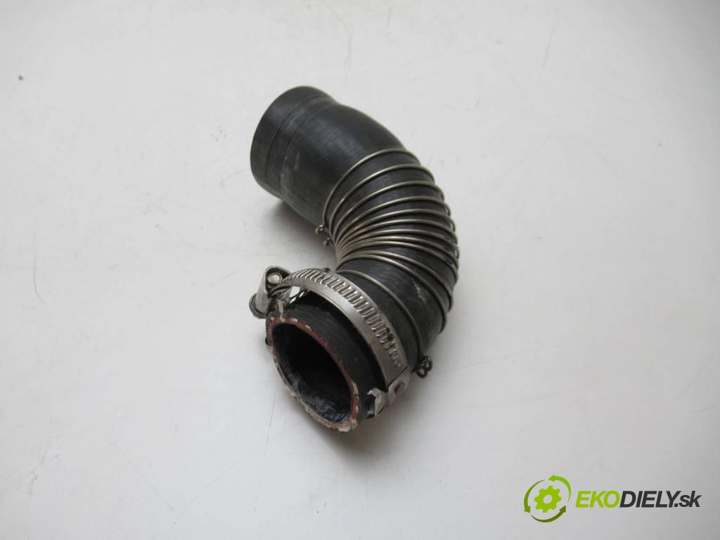 Ford Galaxy Mk4    4X4 2.0TDCI 180KM 15-  Rúra hadice turba  (Hadice intercoolera)