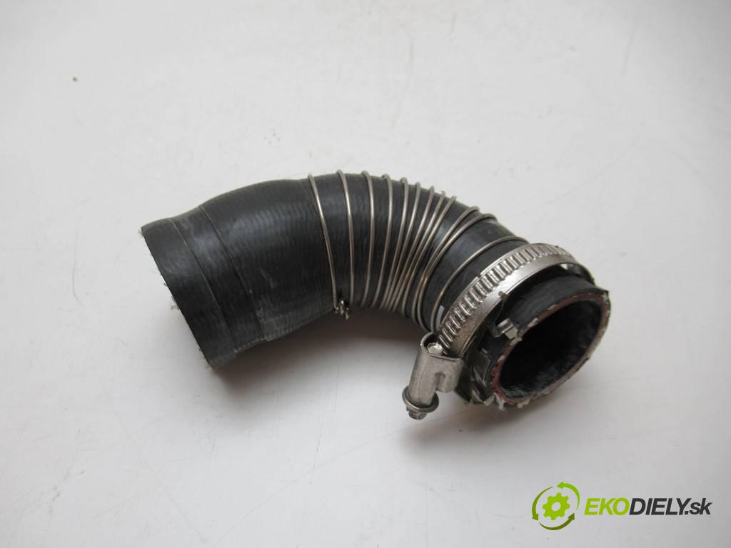 Ford Galaxy Mk4    4X4 2.0TDCI 180KM 15-  Rúra hadice turba  (Hadice intercoolera)