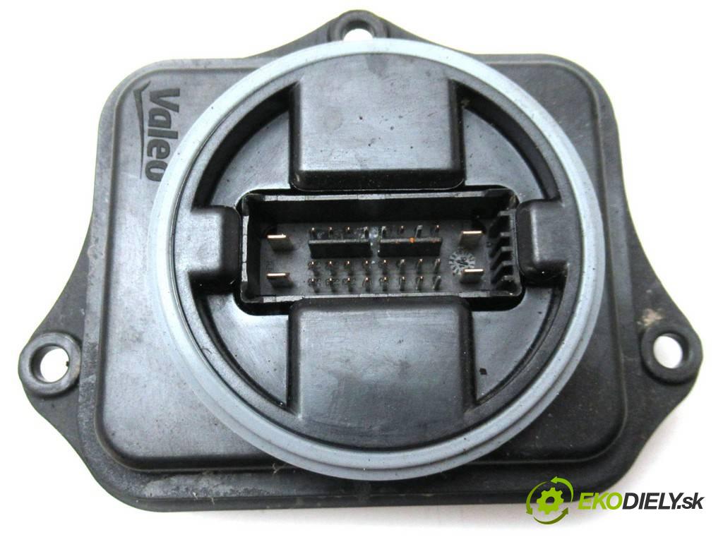 Ford Galaxy Mk4    4X4 2.0TDCI 180KM 15-  měnič modul LED 90057397