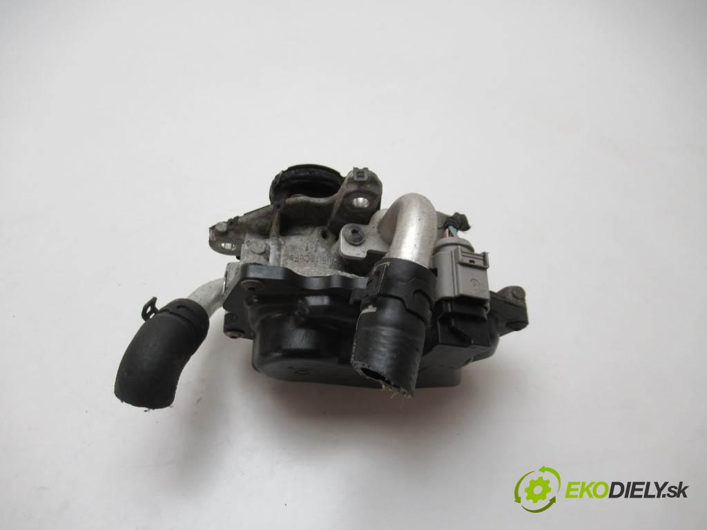 Volkswagen Passat B7  2015 110 kW USA SEDAN 4D 2.0TDI 150KM 11-18 2000 Ventil EGR 04L131501N (EGR ventily)