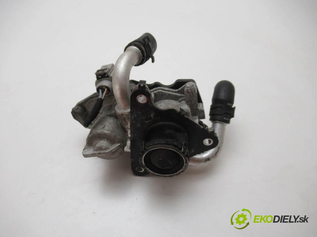 Volkswagen Passat B7  2015 110 kW USA SEDAN 4D 2.0TDI 150KM 11-18 2000 Ventil EGR 04L131501N (EGR ventily)