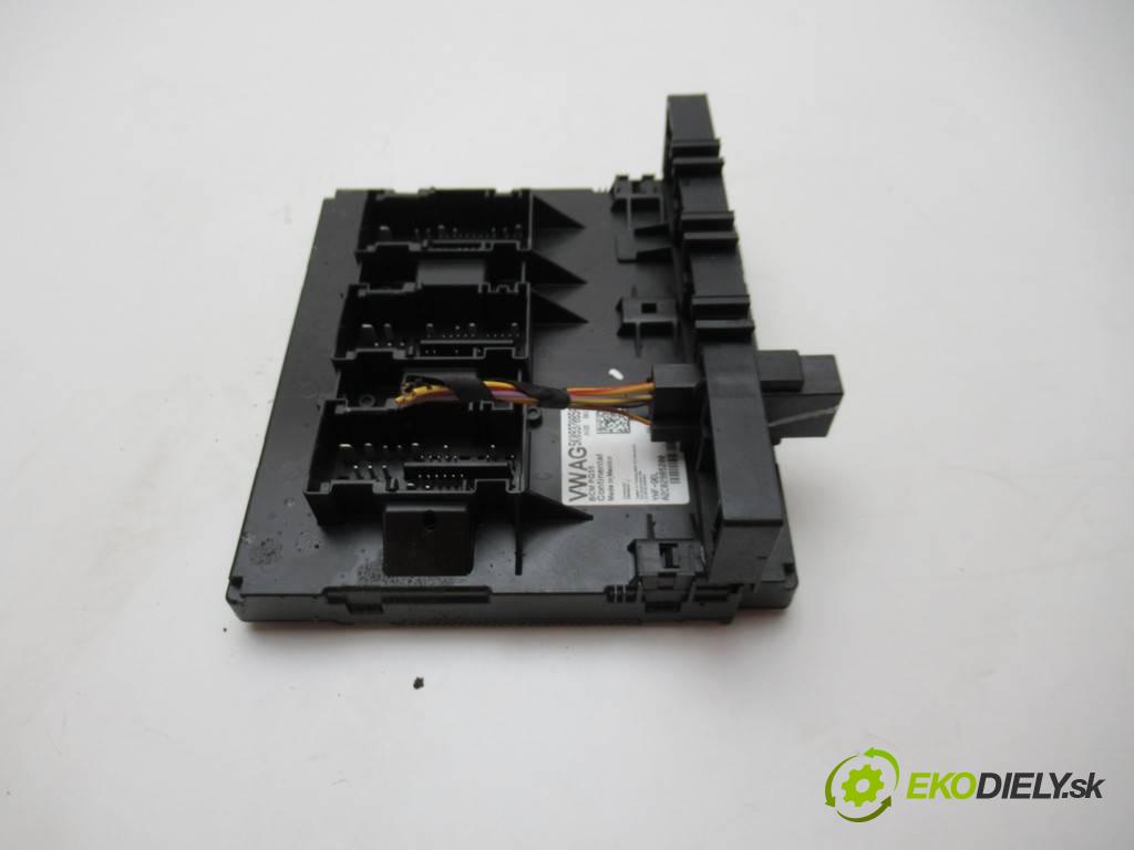Volkswagen Passat B7    USA SEDAN 4D 2.0TDI 150KM 11-18  Modul komfortu BCM 5K0937085AB