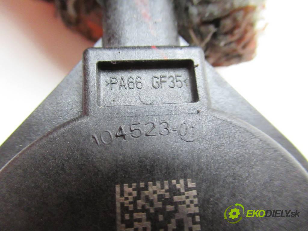 Volkswagen Passat B7    USA SEDAN 4D 2.0TDI 150KM 11-18  nastavovač vačkového hřídele - 04L906423