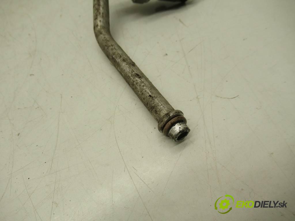 Toyota Aygo    HATCHBACK 3D 1.0B 68KM 05-08  rúrka klimatizácie  (Rúrky klimatizácie)