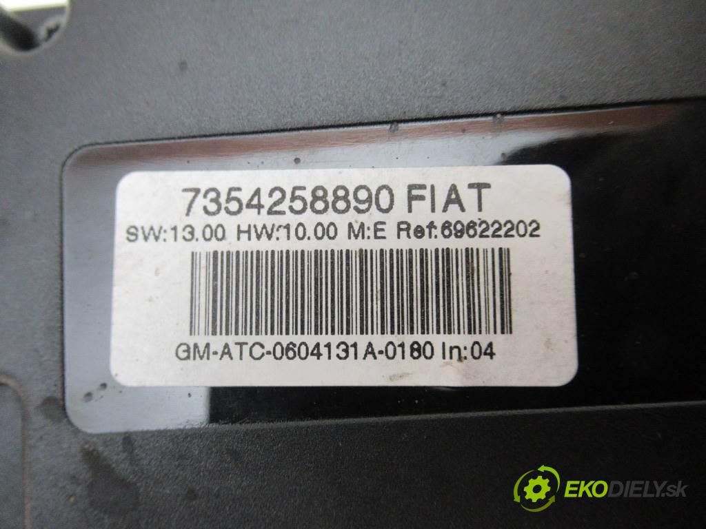 Fiat Croma  2006 110 kW KOMBI 5D 1.9JTD Multijet 150KM 05-11 1900 Panel ovládania kúrenia 7354258890 (Prepínače, spínače, tlačidlá a ovládače kúrenia)