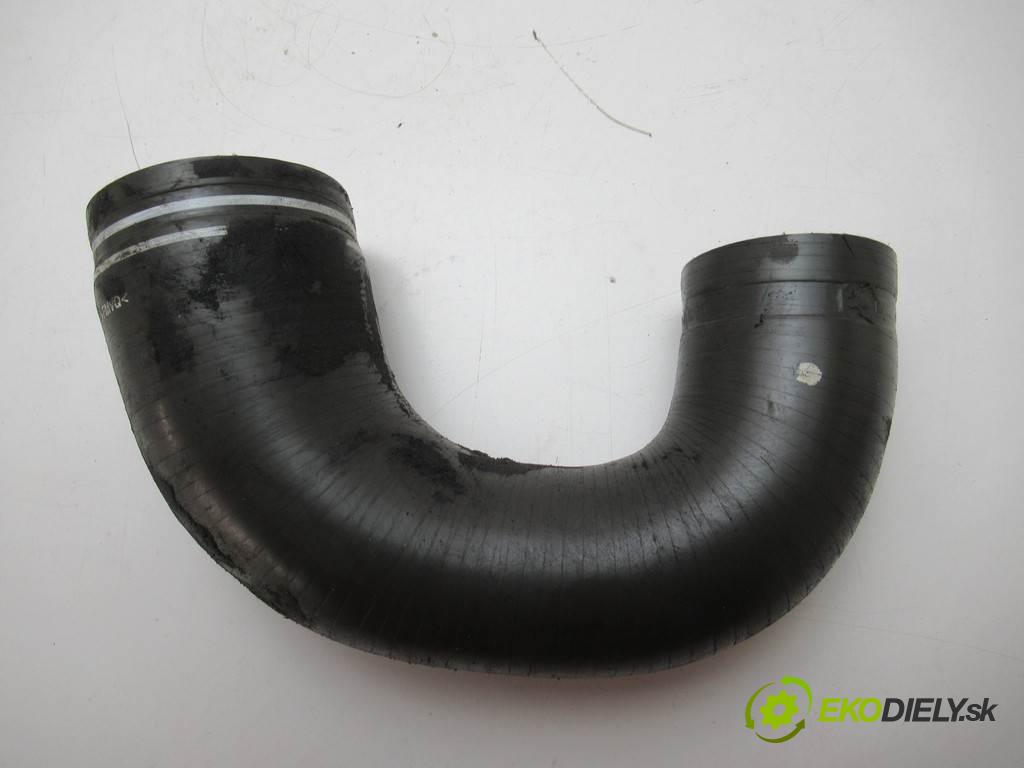 Fiat Croma    KOMBI 5D 1.9JTD Multijet 150KM 05-11  Rúra hadice turba 51756785 (Hadice intercoolera)