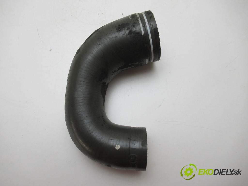 Fiat Croma    KOMBI 5D 1.9JTD Multijet 150KM 05-11  Rúra hadice turba 51756785 (Hadice intercoolera)