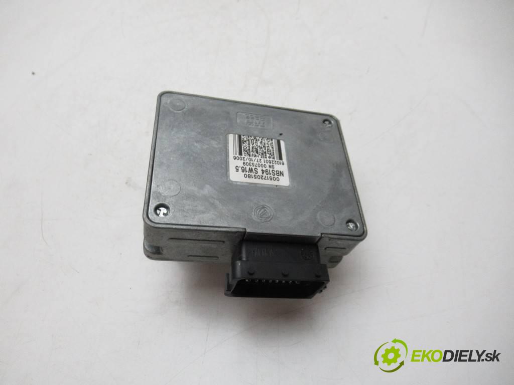 Fiat Croma    KOMBI 5D 1.9JTD 150KM 05-11  blokáda volantu 00517205180 (Ostatní)