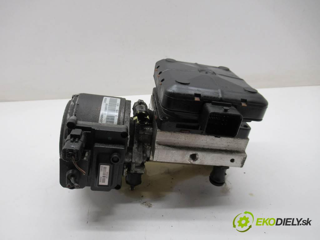 Citroen C5 III    KOMBI 5D 2.0HDI 136KM 08-17  Pumpa hydraulická nápravy 9654068680