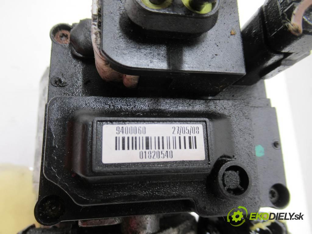 Citroen C5 III    KOMBI 5D 2.0HDI 136KM 08-17  Pumpa hydraulická nápravy 9654068680