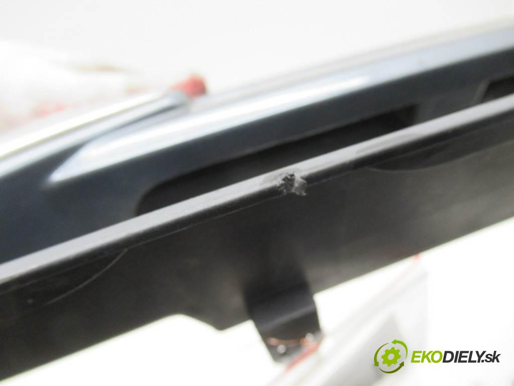 Suzuki Liana  2005 66kw HATCHBACK 5D 1.4HDI DDIS 90KM 01-07 1400 mřížka maska  (Mřížky (masky) chladičů)